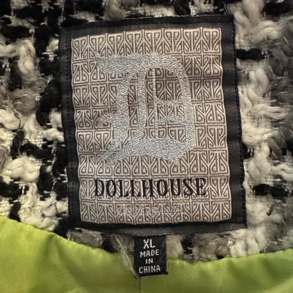 Dollhouse Tweed Peacoat Style - Picture 6 of 6